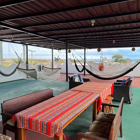 Hostal Cattleya Puerto Baquerizo Moreno Exteriér fotografie