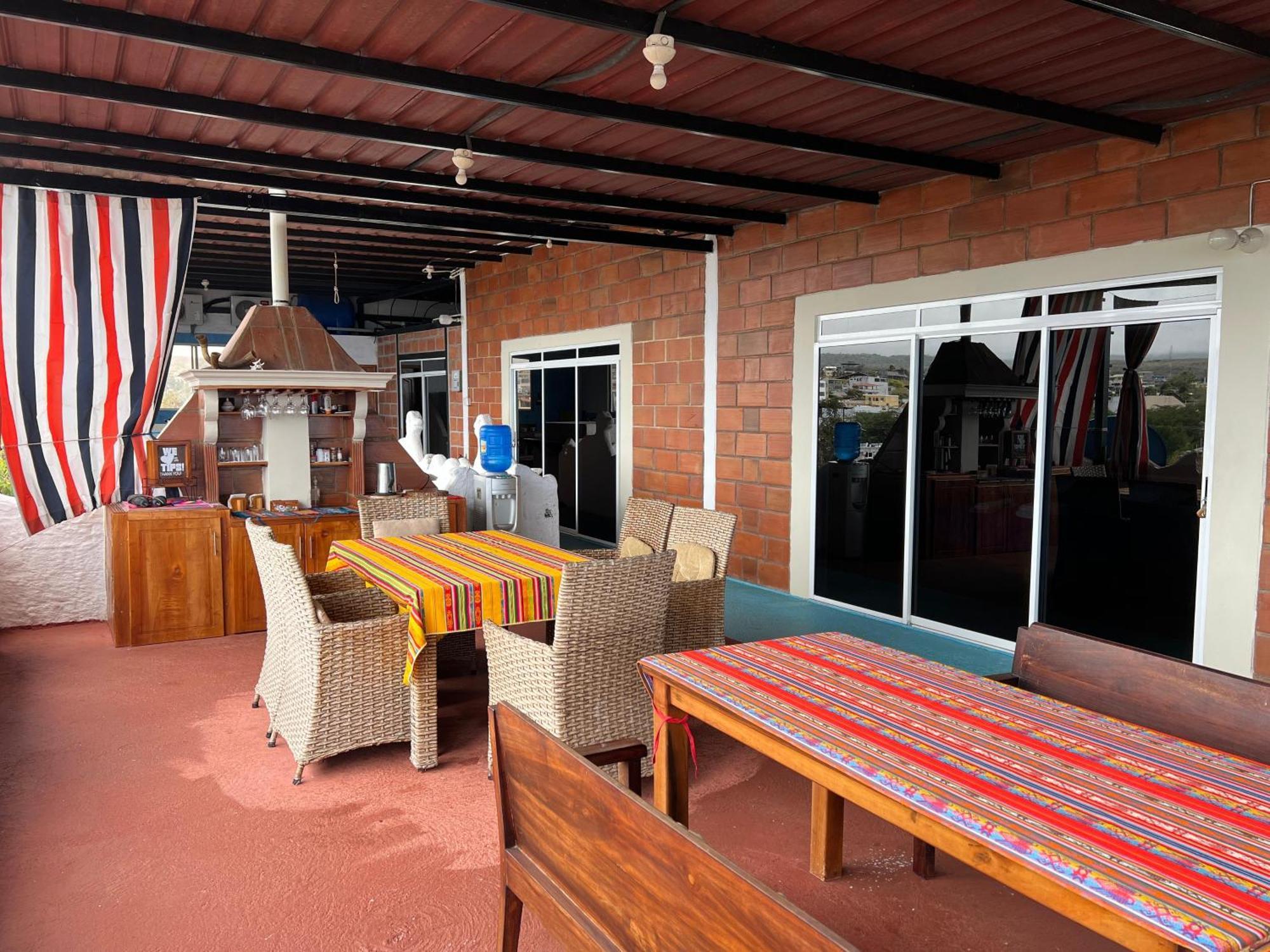 Hostal Cattleya Puerto Baquerizo Moreno Exteriér fotografie