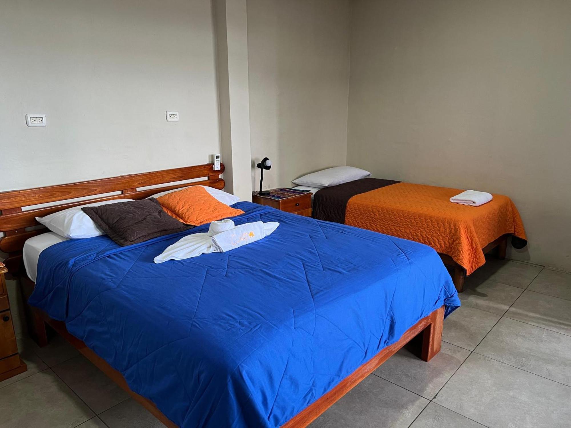 Hostal Cattleya Puerto Baquerizo Moreno Exteriér fotografie