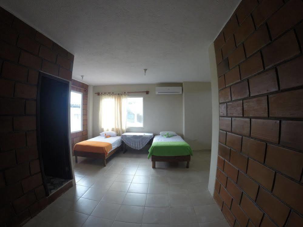 Hostal Cattleya Puerto Baquerizo Moreno Exteriér fotografie