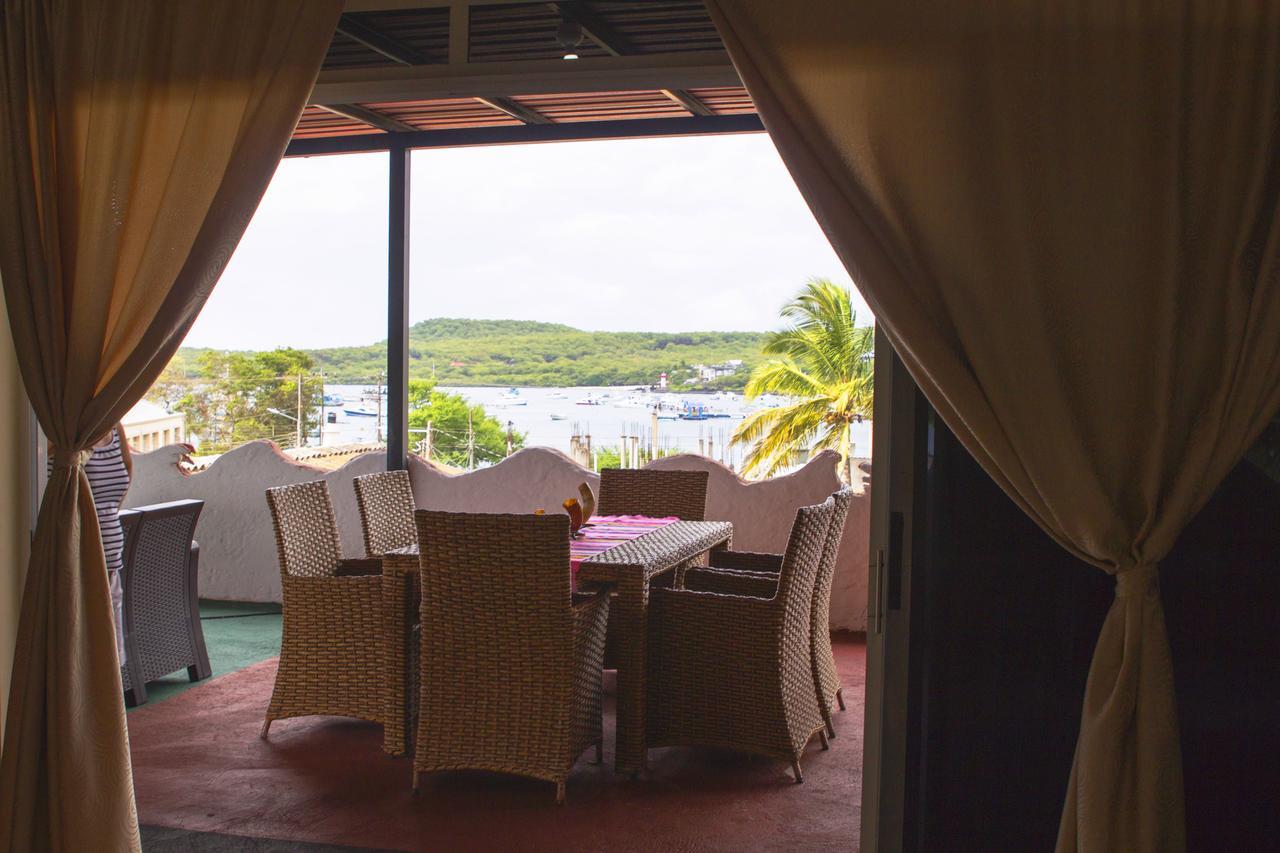 Hostal Cattleya Puerto Baquerizo Moreno Exteriér fotografie